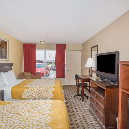 Days Inn By Wyndham Blytheville Luaran gambar